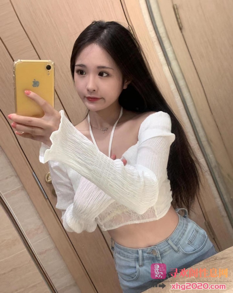 北京-朝阳区大胸黑丝制服小妹