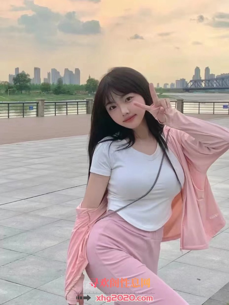 黄埔前凸后翘妹妹梦露