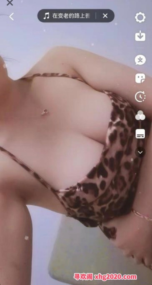杭州巨乳少妇返食