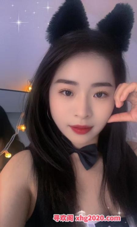 三亚大胸美少妇