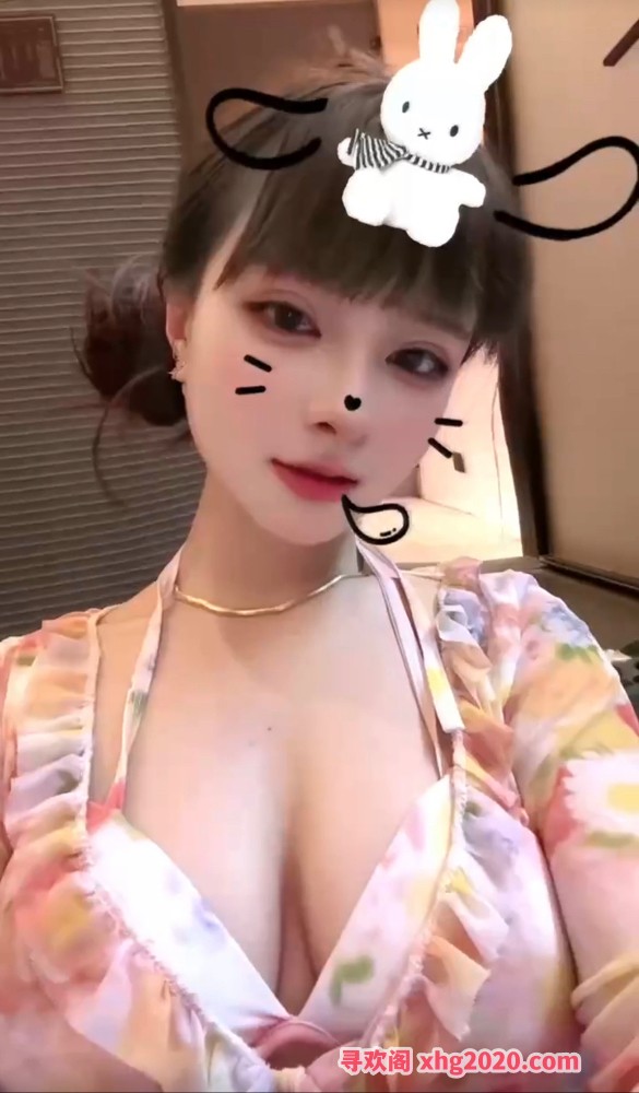 八字奶妹妹
