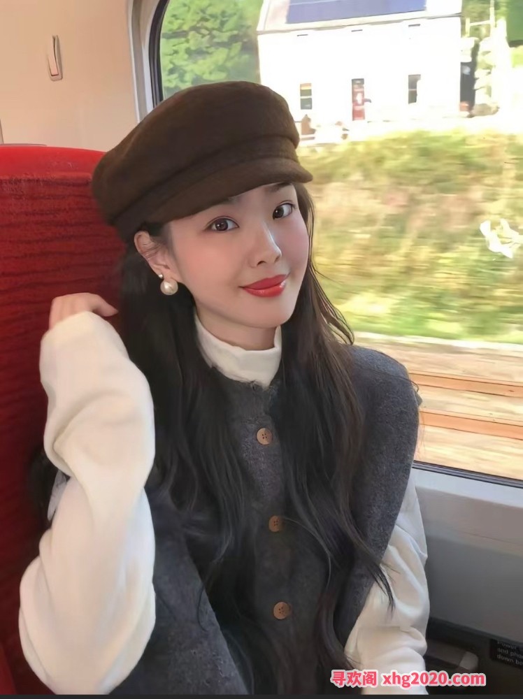 胸大屁股大的人妻