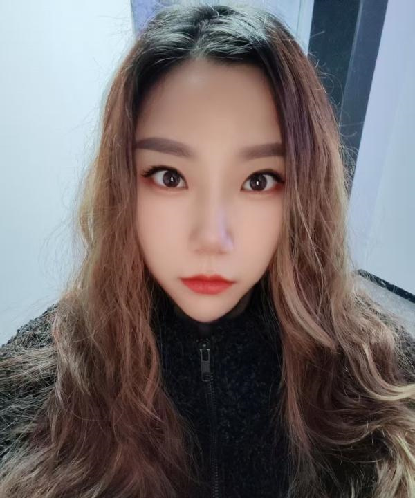 下沙轻熟黄发少妇