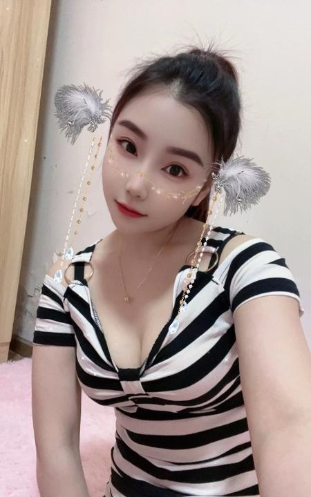 水多性感拒紧妹子