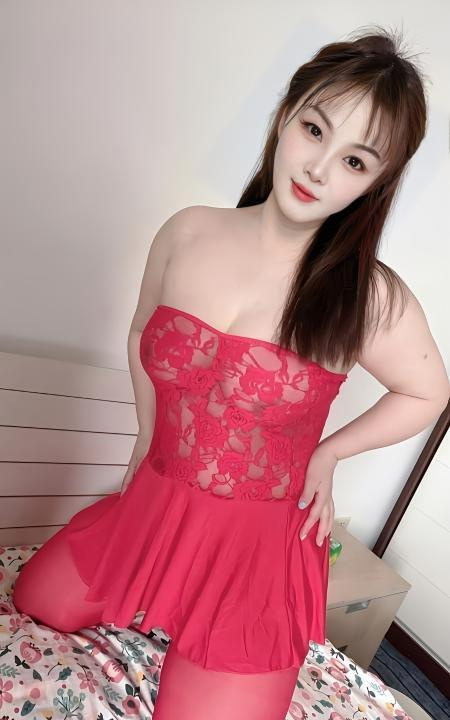 东莞巨臀美娜