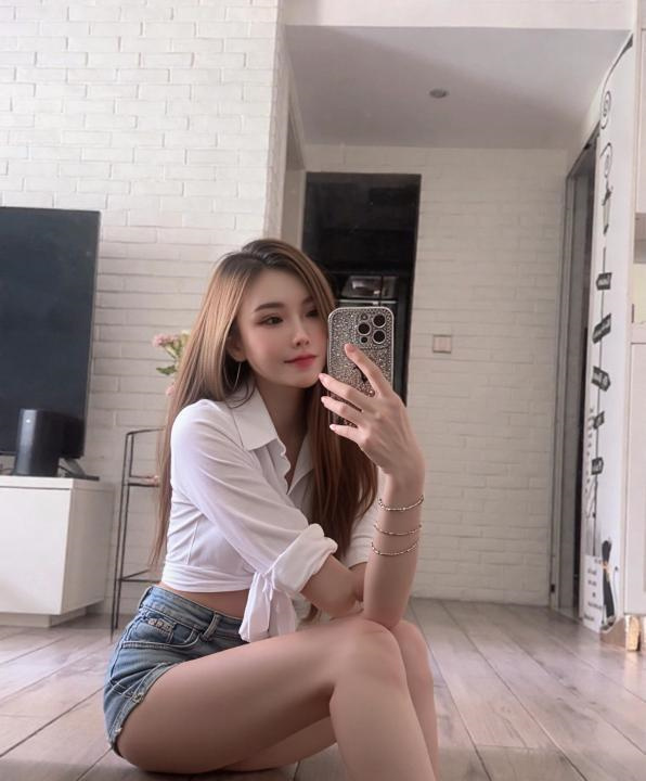 细腰美女Tina