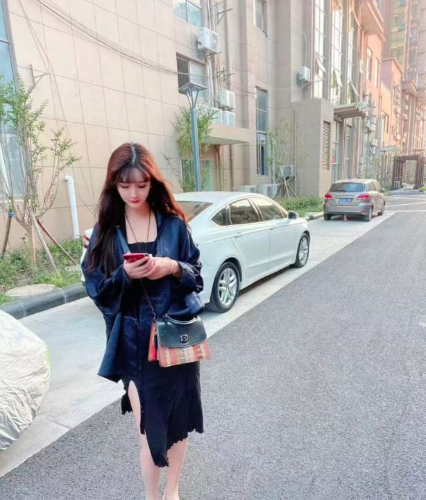 苏月小美女