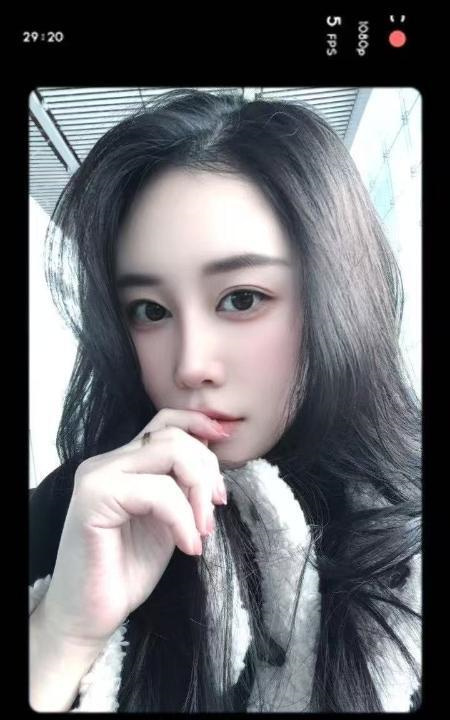 可吻小骚货