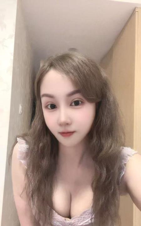 服务系风骚雪媚娘