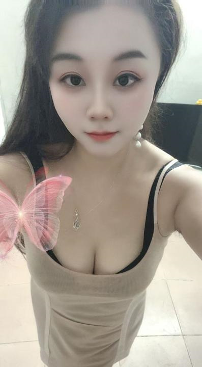白云风韵骚妇