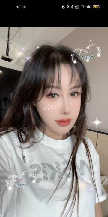 巨乳黑丝姐姐