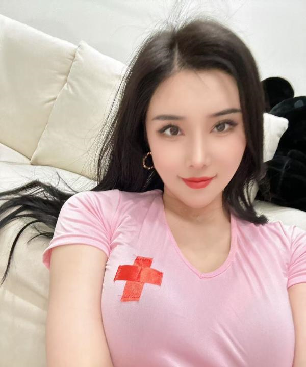 大长腿的高挑炮架子