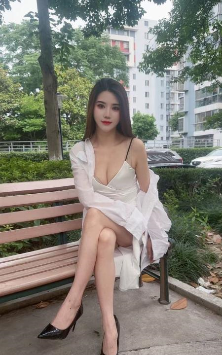 闵行好看小美女