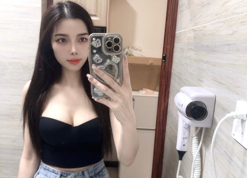 白云可可翘臀