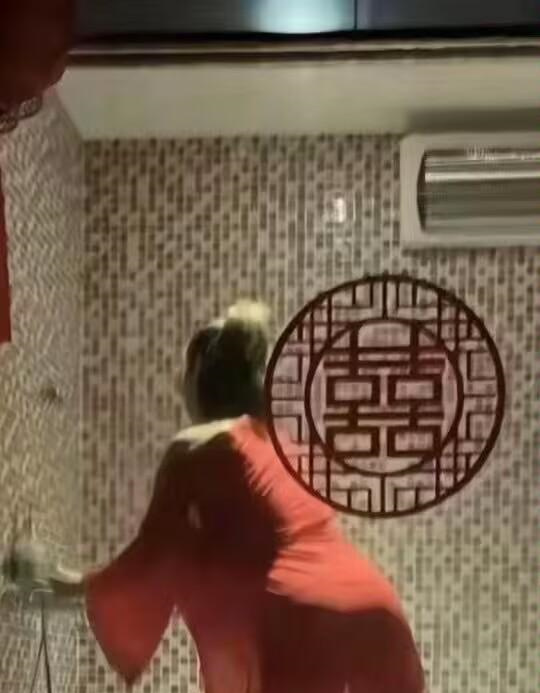 少妇有点骚