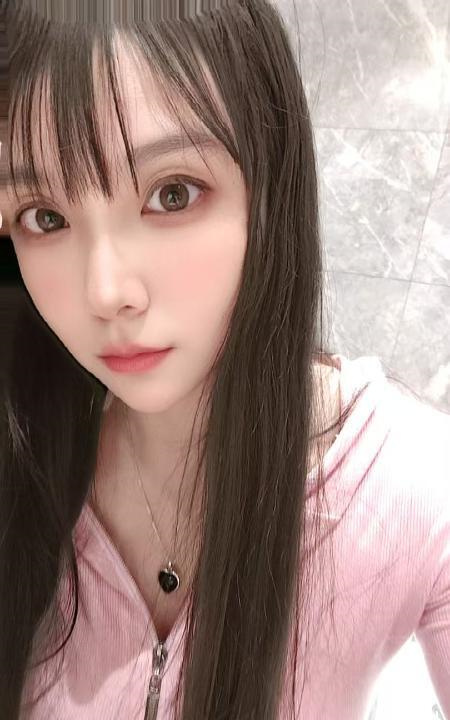 少数民族哺乳期少妇
