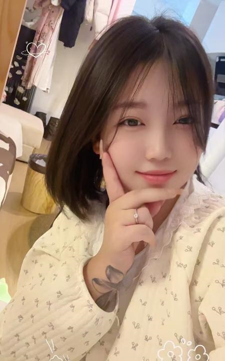 短发波霸兼职妹妹