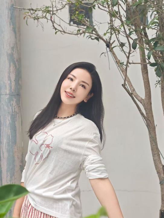 广州肥臀轻熟小鱼