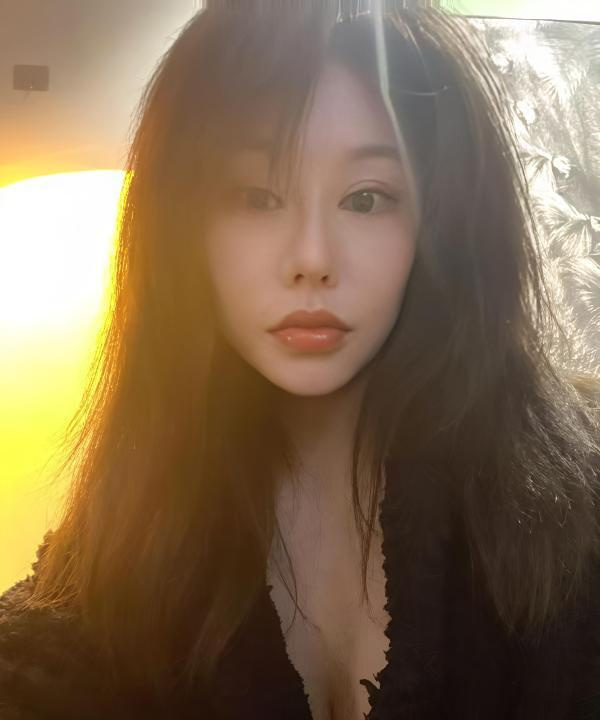大胸球球