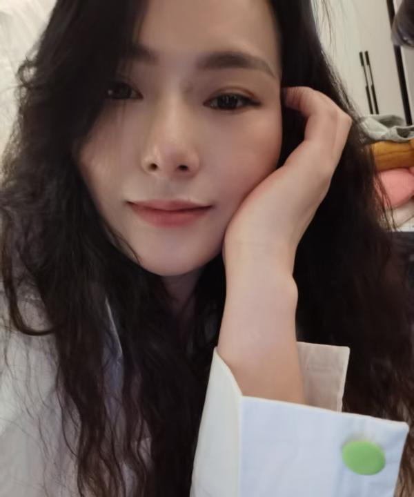 川渝妹子个人兼职