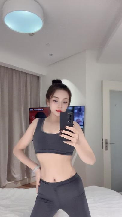 二刷会夹逼的少妇