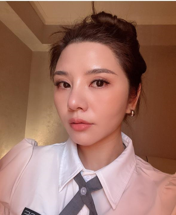 雁滩少妇雪梨