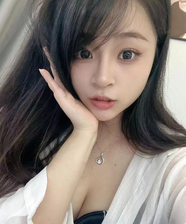 坂田巨乳雨萱回归