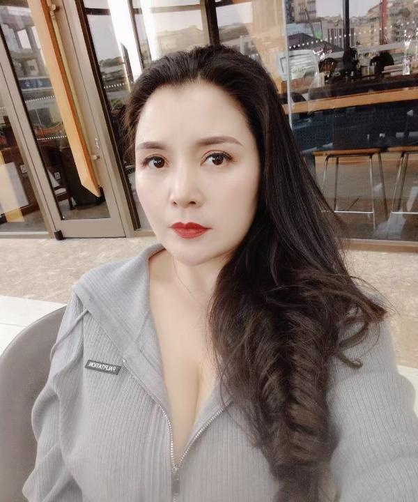 杭州临平红玫瑰