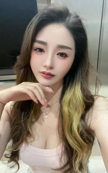 手感好大胸颜值老师