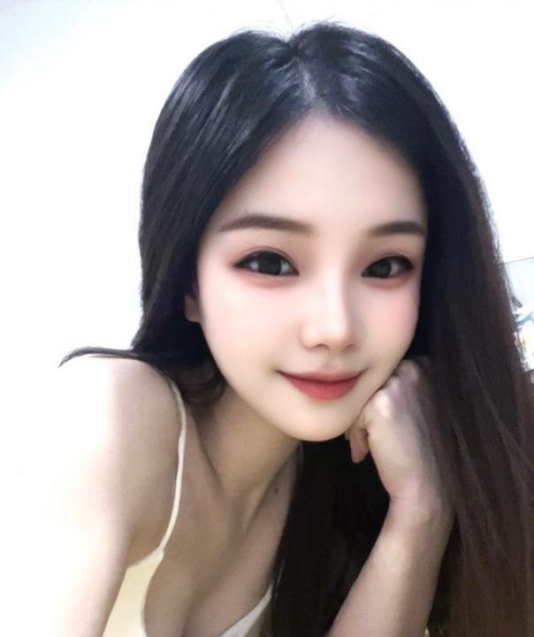 吴中可盐可甜的妹子