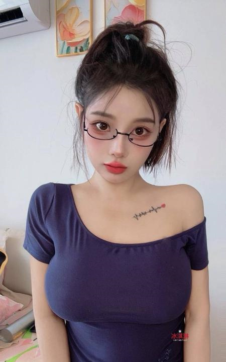 徐汇性感大波妹子