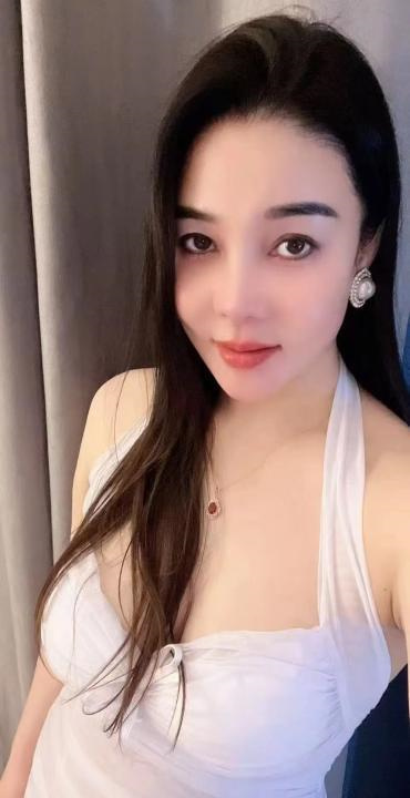 三刷服务系骚女小如