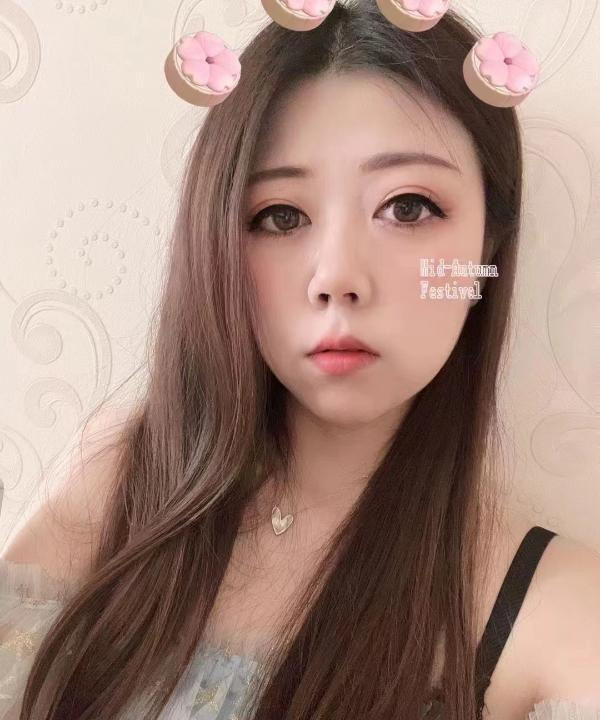娇小可爱的花花