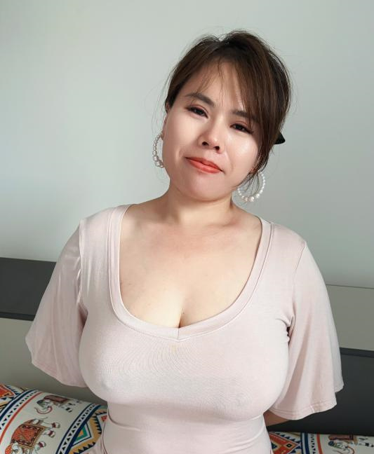 肥臀奶牛