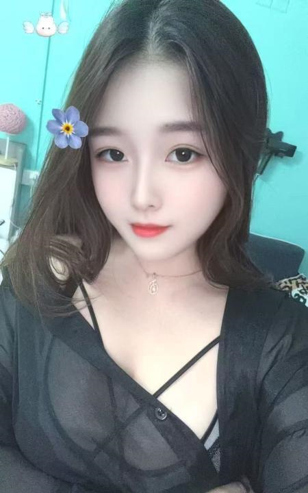 丰满雪白嫩妹