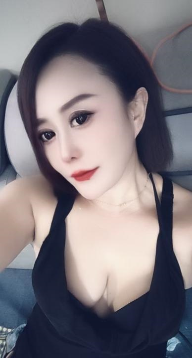 梅村气质少妇