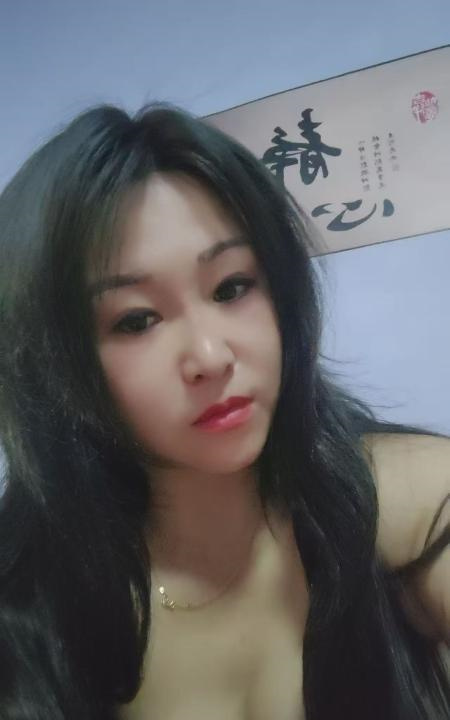 蒙古族琦琦