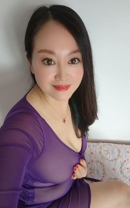 罗湖口岸小骚货少妇