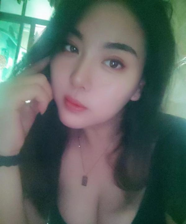 肥臀服务控骚女