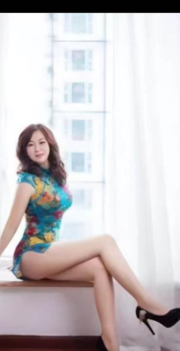 风骚丰满美熟女