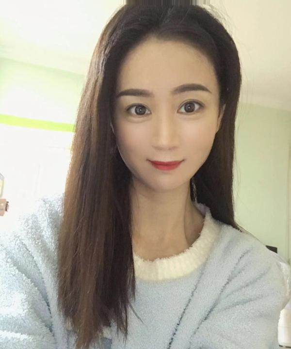 南坪美女