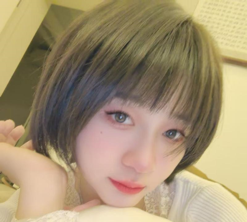 短发小少妇小慧