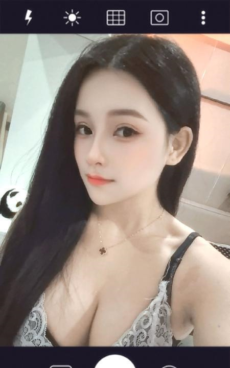 西乡翘臀大胸泡泡