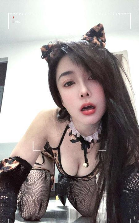 雪白的大嫩奶