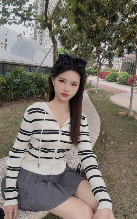 颜值女友小鹿老师