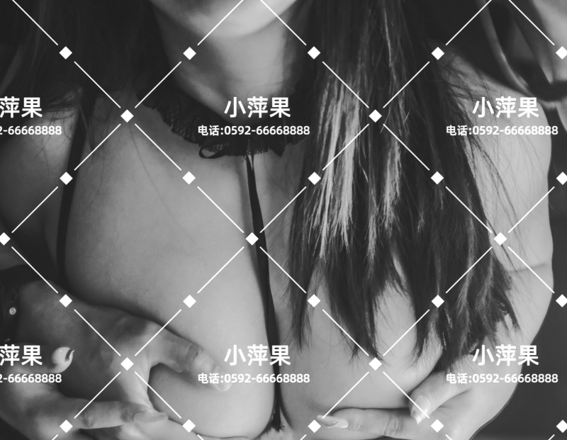 小萍果裸体推油