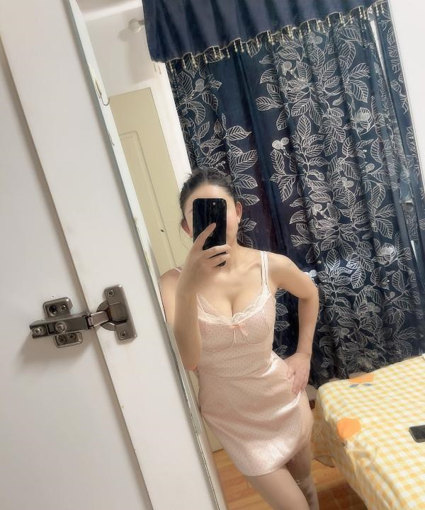 角门性感中小活妹子