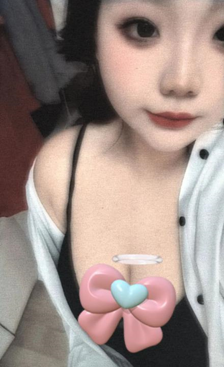 大奶嫩妹瑶瑶