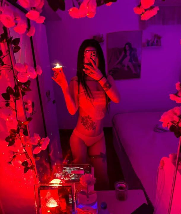 性感小蛮腰宝贝