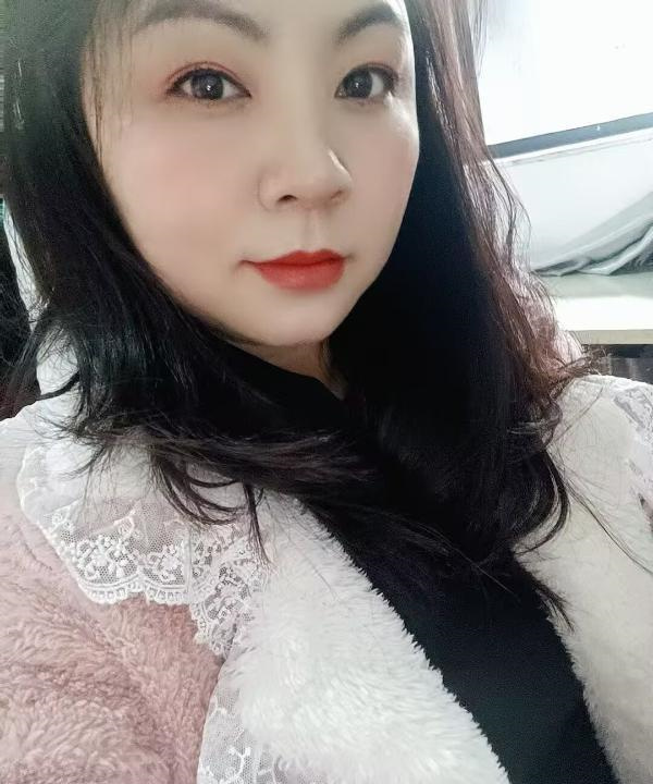 春城家园熟妇
